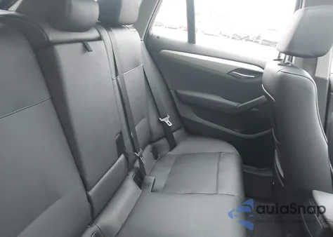 2015 BMW X1 xDrive28I из США, поврежденный, VIN WBAVL1C54FVY35473